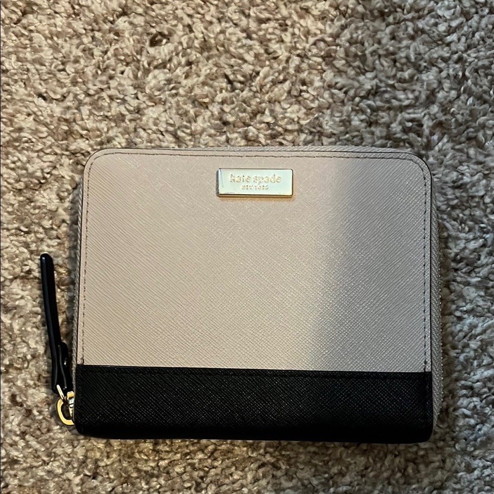 Kate Spade Beige and Black Wallet